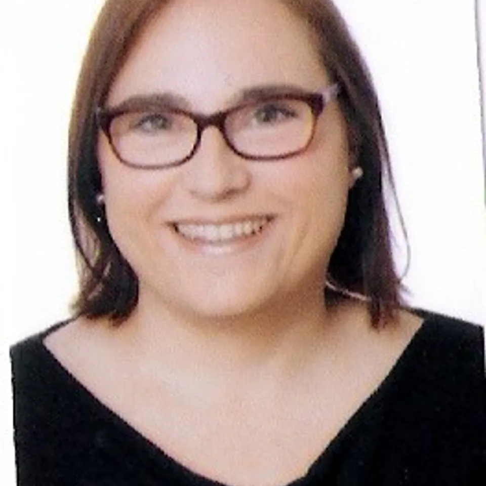 Isabel Maria A.