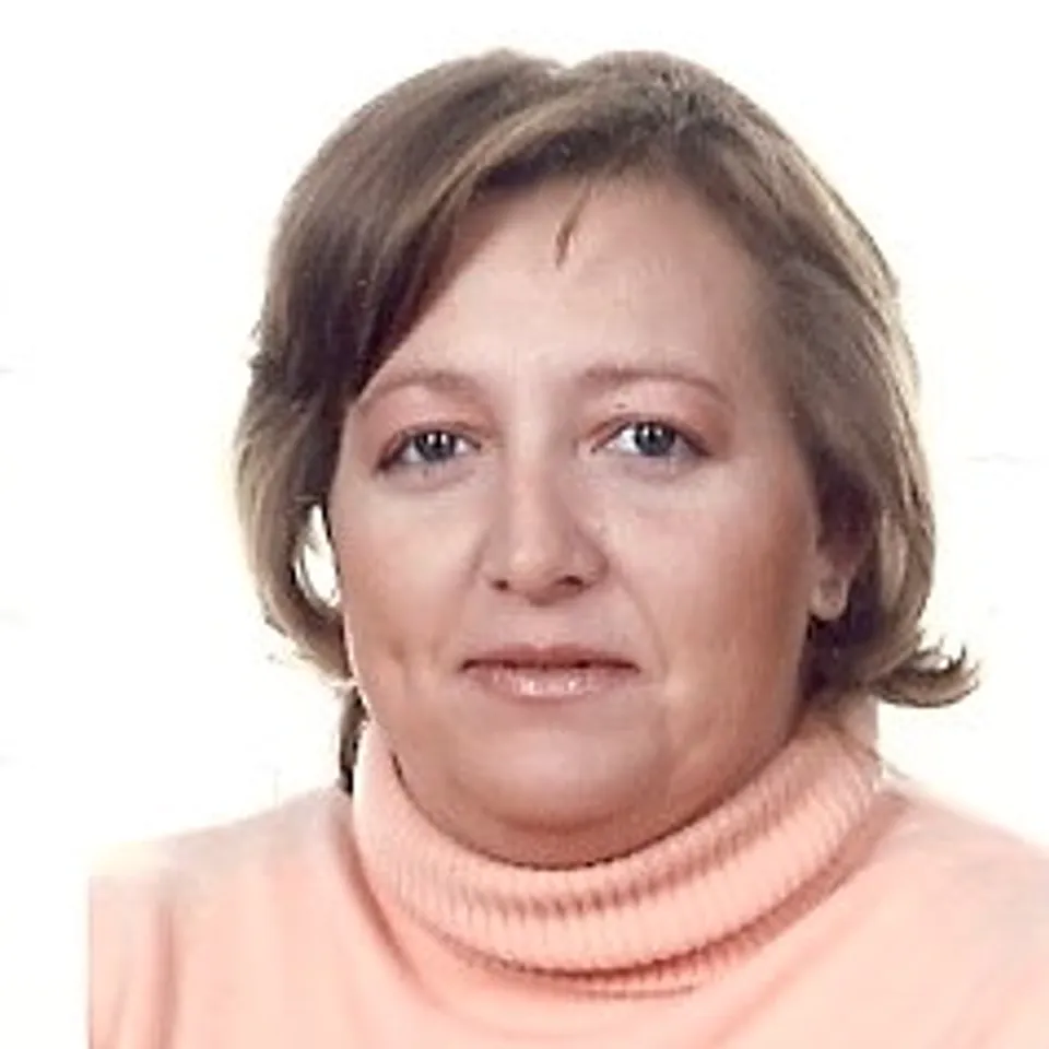 MARIA ELENA R.