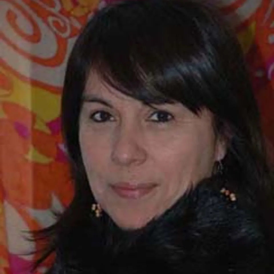 Alejandra R.