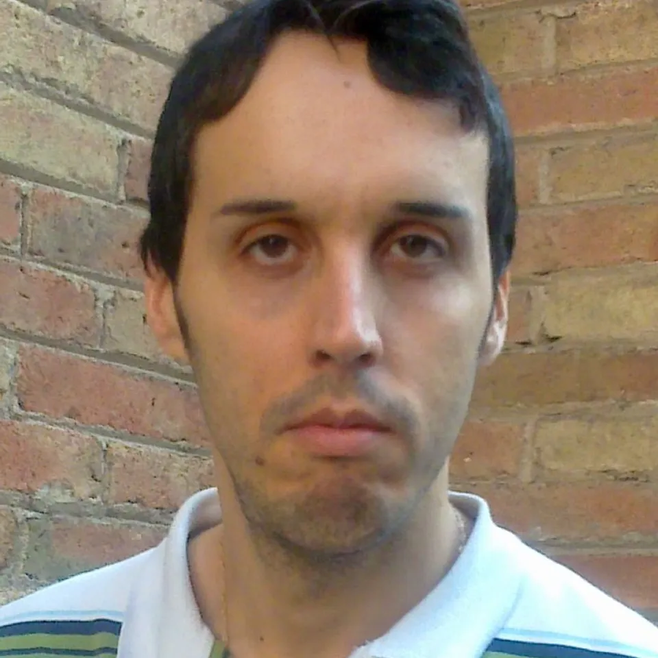 Fernando R.