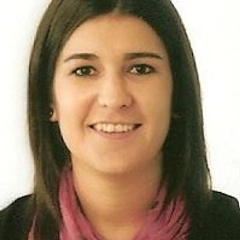 Manuela R.