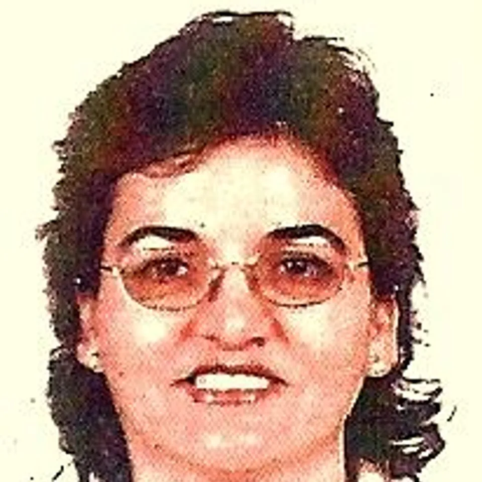 María Elena S.