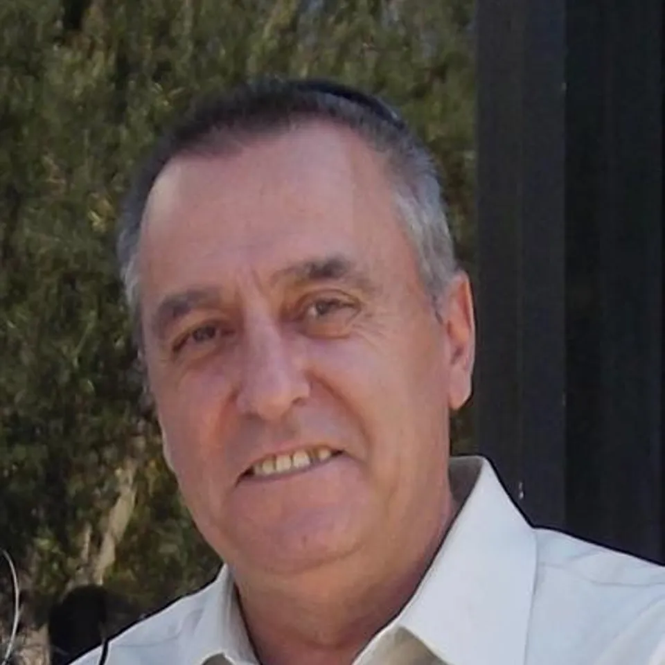 Manuel M.