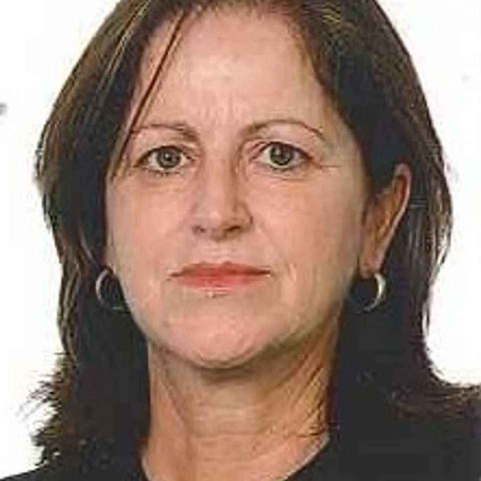 Maria Victoria R.