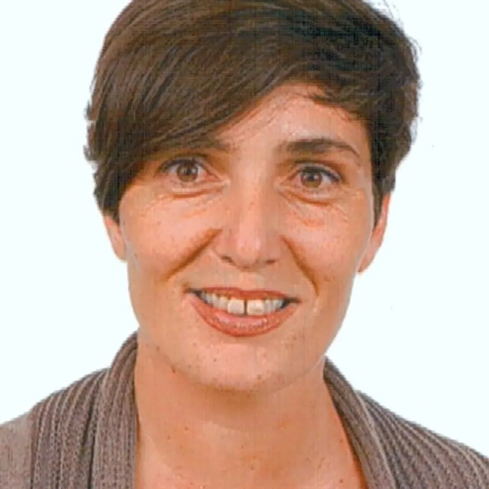 Olivia María E.