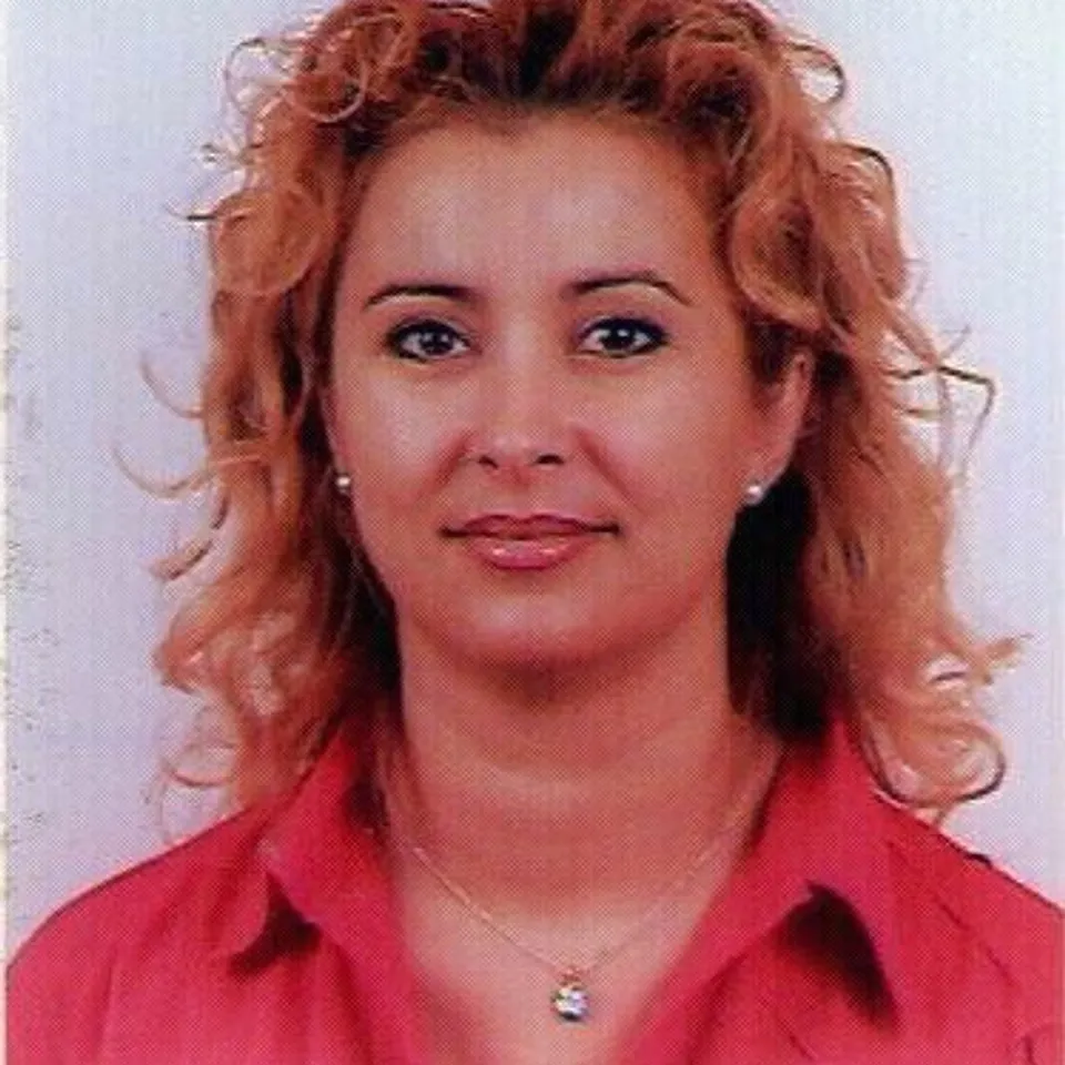 María  M.