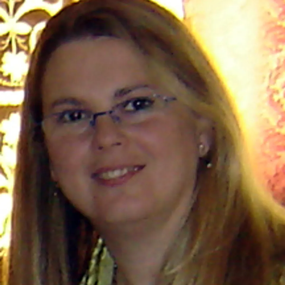 Silvia María G.