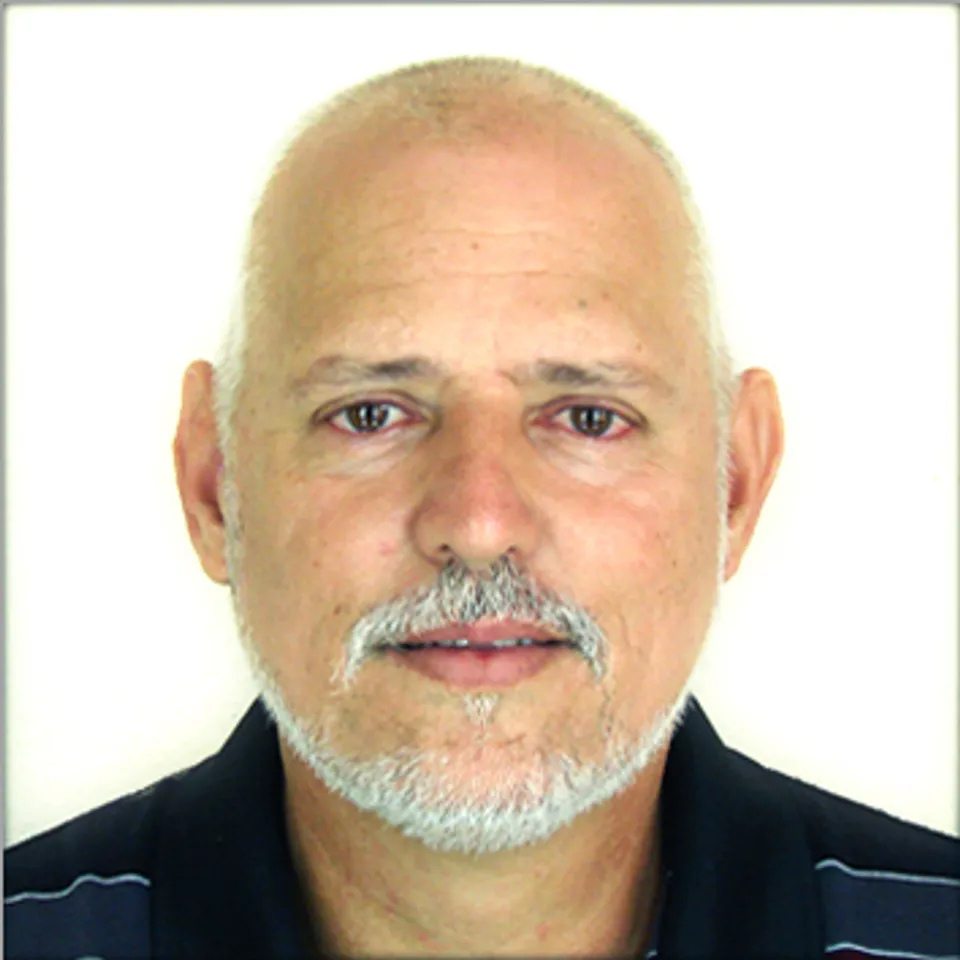 Jorge Luis R.