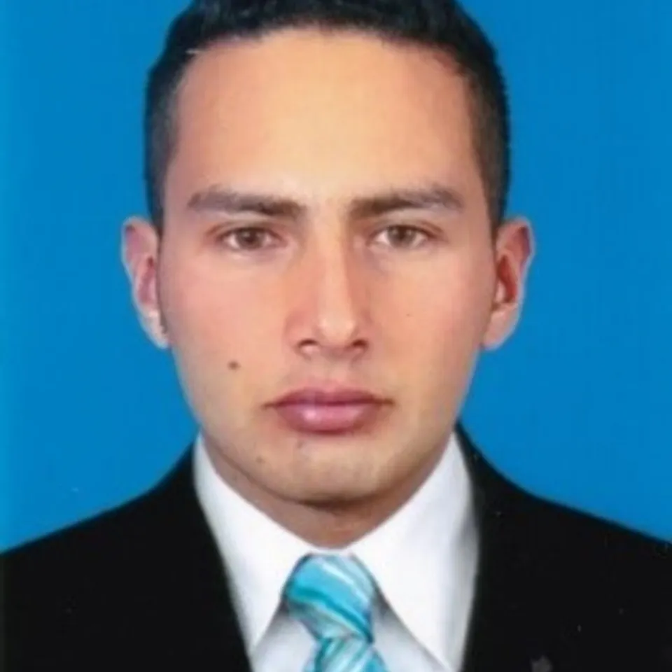andres mauricio T.