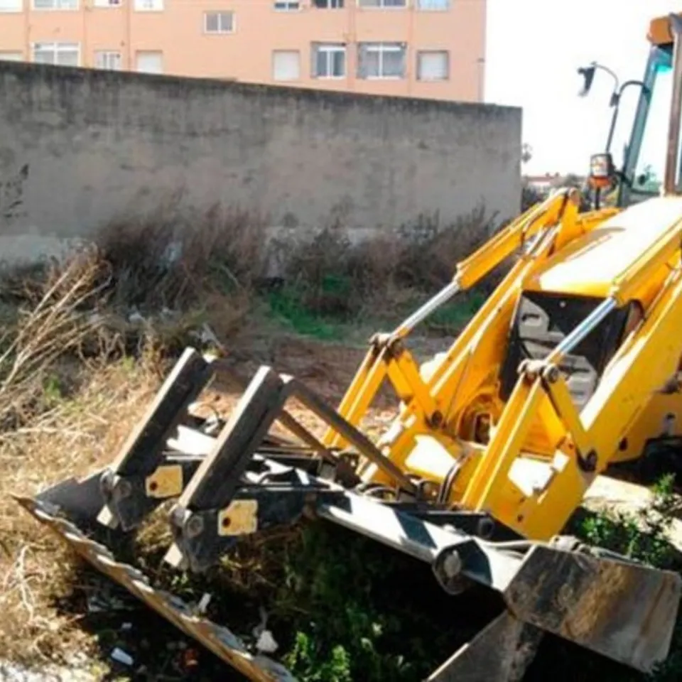 Retirada de poda y escombros en Valencia 631982183
