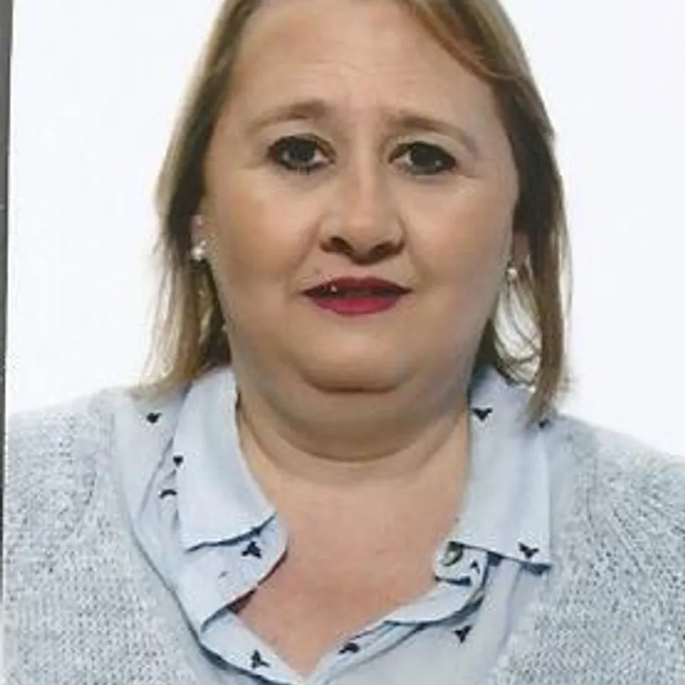 Maria Cristina T.