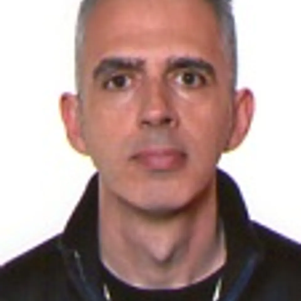 Alejandro Manuel G.