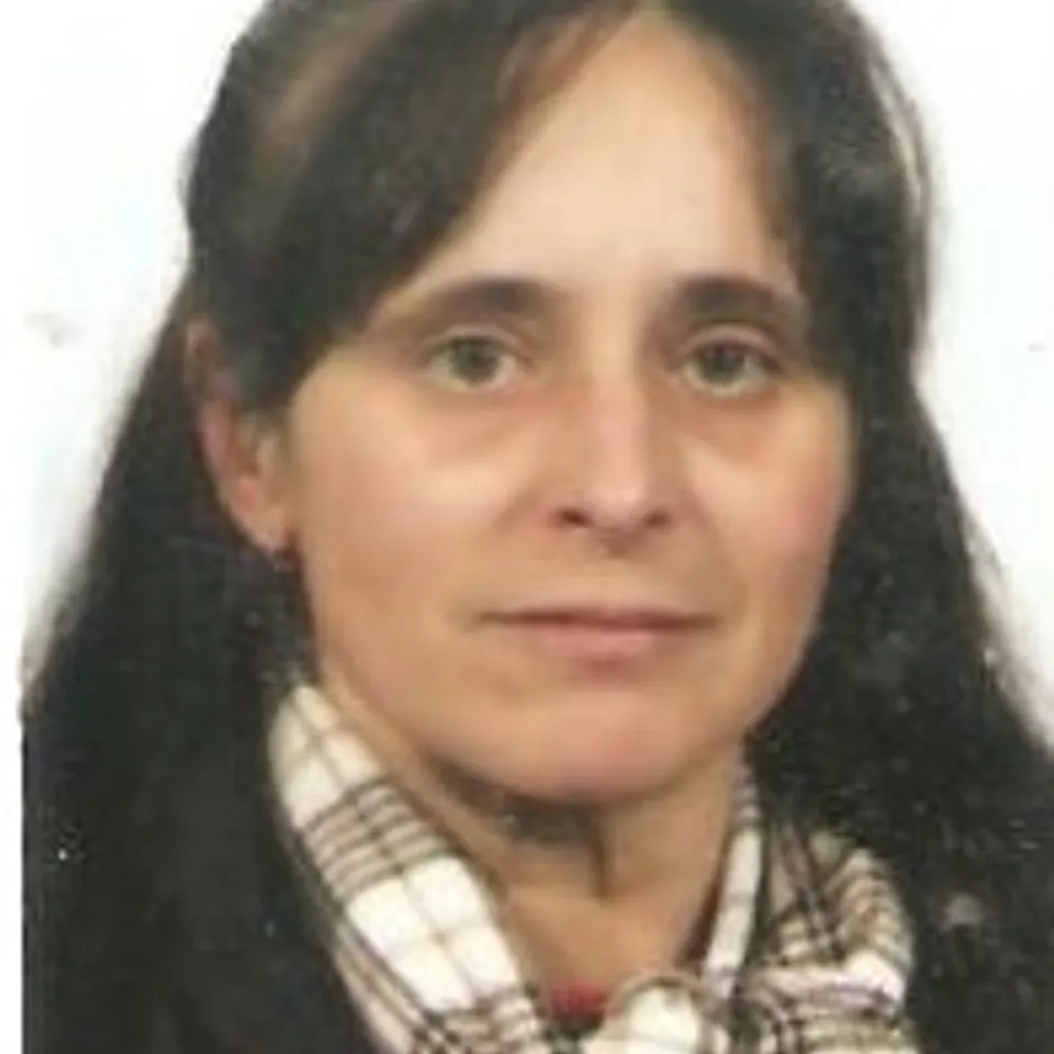 Maria Belen  R.