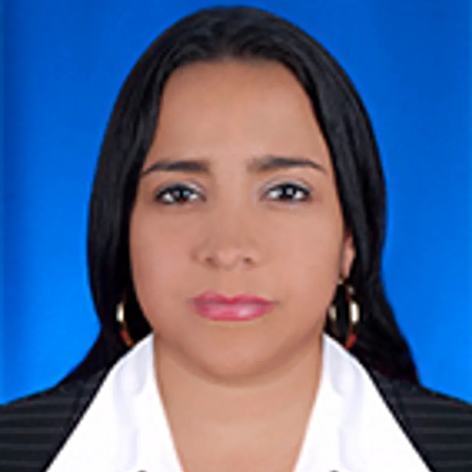 Fernanda  L.