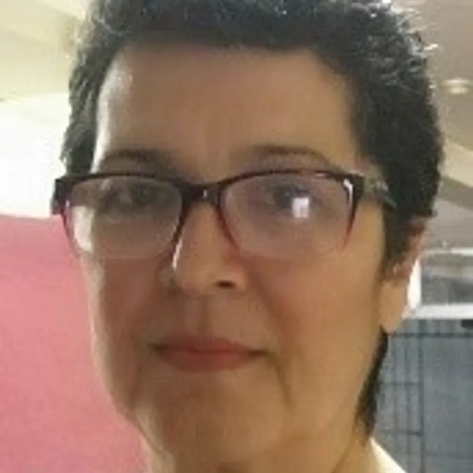 Magda Irene C.